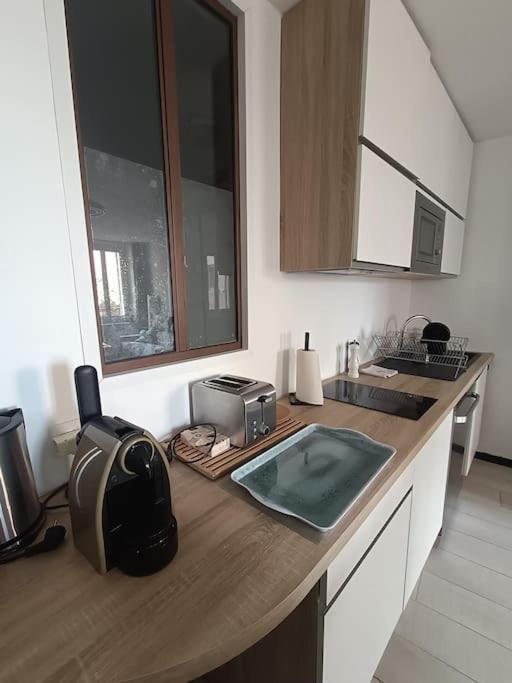 Emplacement Ideal, Vue Mer, Parking Offert * Sanary-sur-Mer